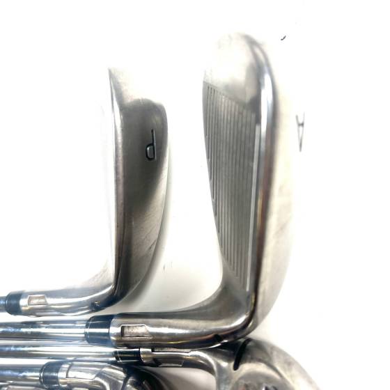 Left Handed Taylormade Stealth Irons / 7-AW / Dynamic Gold R300 Regular Flex