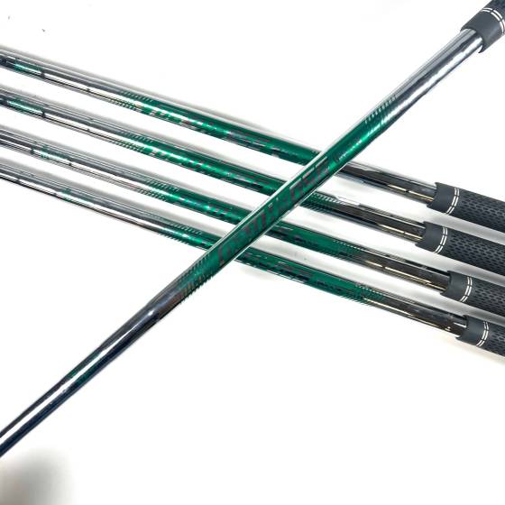 Taylormade P790 TI Irons / 6-PW / N.S. Pro 950 Neo Regular Flex
