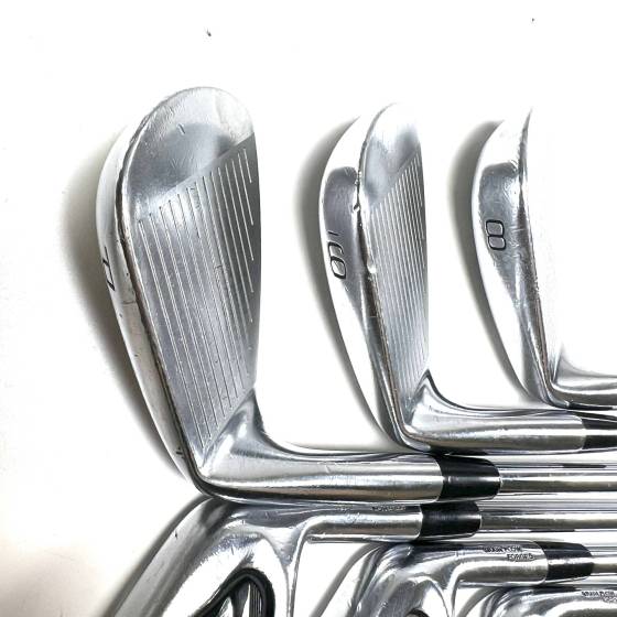 Mizuno JPX 825 Pro Irons / 4-PW / Dynamic Gold XP R300 Regular Flex