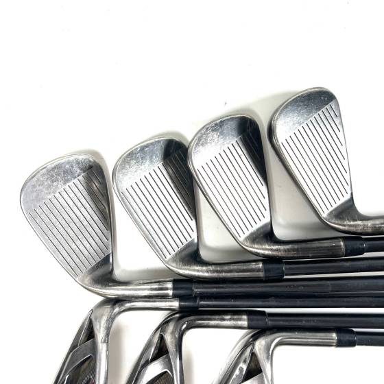 Callaway RAZR X Black Irons / 5-SW / Callaway Regular Flex