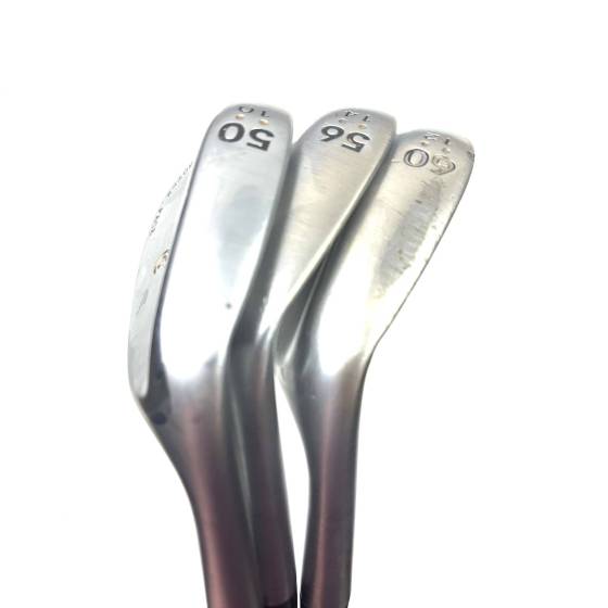 Cleveland 588 RTX Wedge Set / 50, 56, 60 Degree / Dynamic Gold Wedge Flex