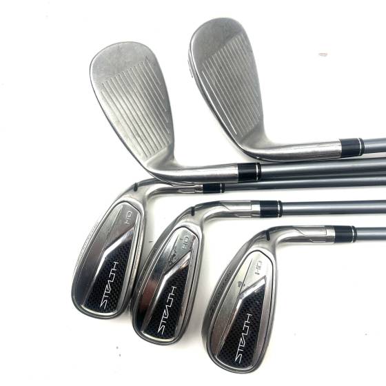 Taylormade Stealth HD Irons / 6-PW / Speeder NX 50 Regular Flex