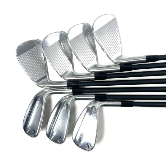 Taylormade P790 2025 Irons / 5-PW+AW / REAX 65 Regular Flex