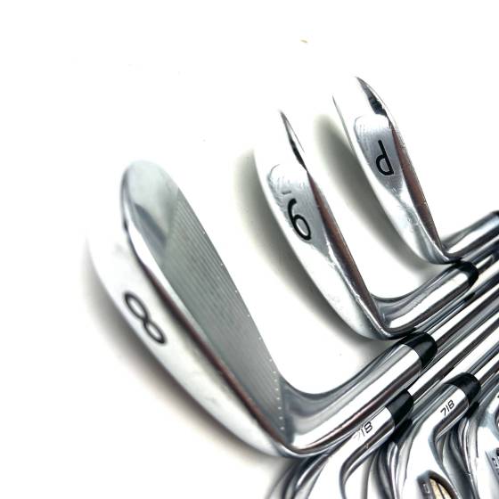 Titleist 718 AP2 Irons / 4-PW / Project X X-Stiff Flex