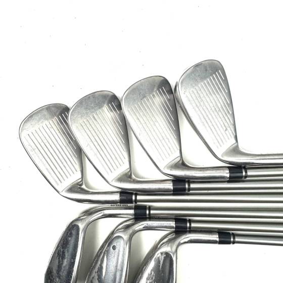 Wilson Staff Launchpad Irons / 6-SW / UST Mamiya Recoil 450 Ladies Flex