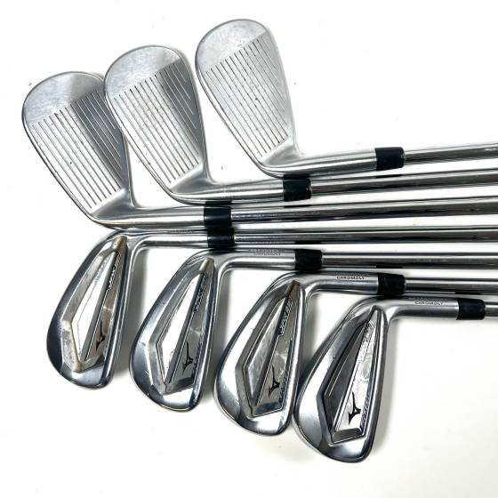 Mizuno JPX 921 Irons / 4-PW / Dynamic Gold S300 Stiff Flex