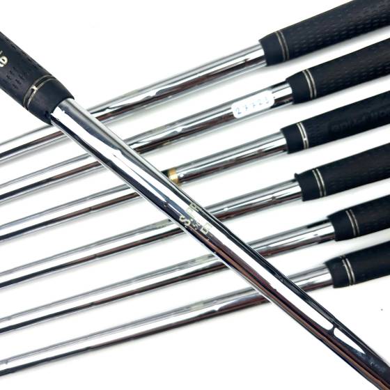 Mizuno JPX 800 Irons / 4-PW / True Temper Dynamic Gold Regular Flex