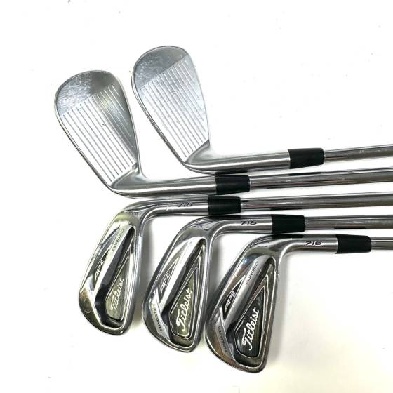 Titleist 716 AP2 Irons / 6-PW / Dynamic Gold S300 Stiff Flex
