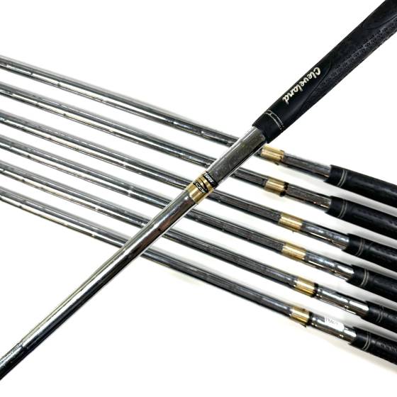 Cleveland Tour Action TA7 Irons / 4-PW / True Temper Regular Flex