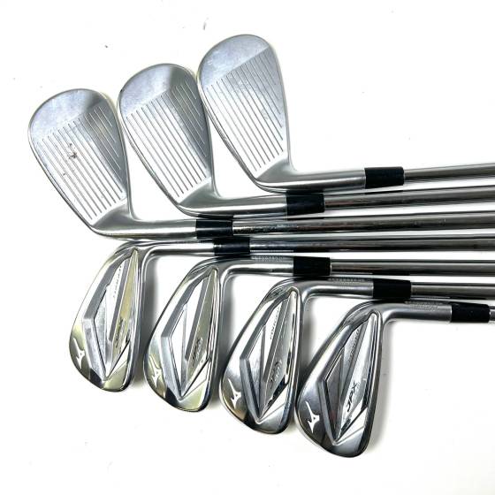 Mizuno JPX 923 Forged Irons / 4-PW / Dynamic Gold X100 X-Stiff Flex