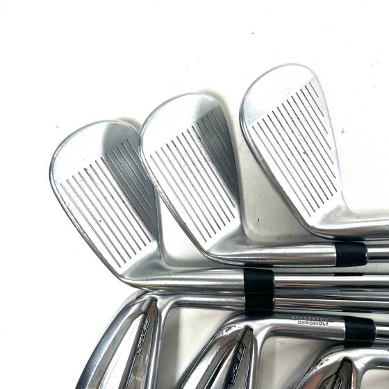 Mizuno JPX 921 Irons / 4-PW / Dynamic Gold S300 Stiff Flex