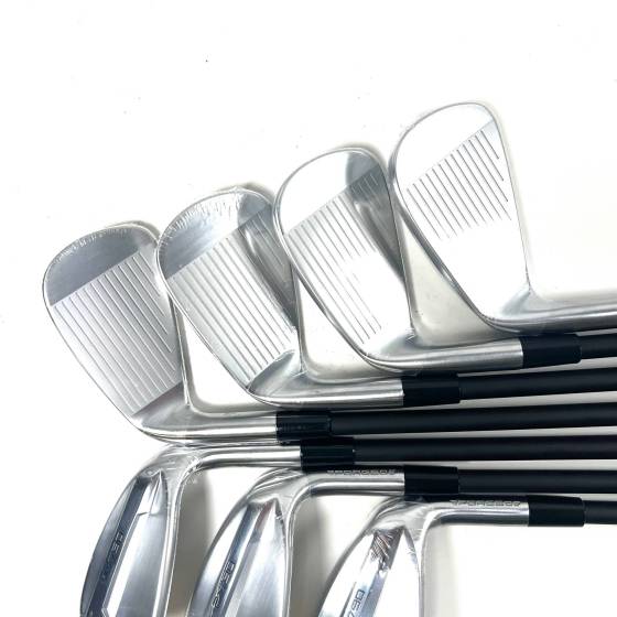Taylormade P790 2025 Irons / 5-PW+AW / REAX 65 Regular Flex