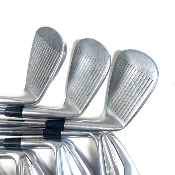 Left Handed Mizuno JPX 919 Forged Irons / 4-PW / Project X Regular Flex