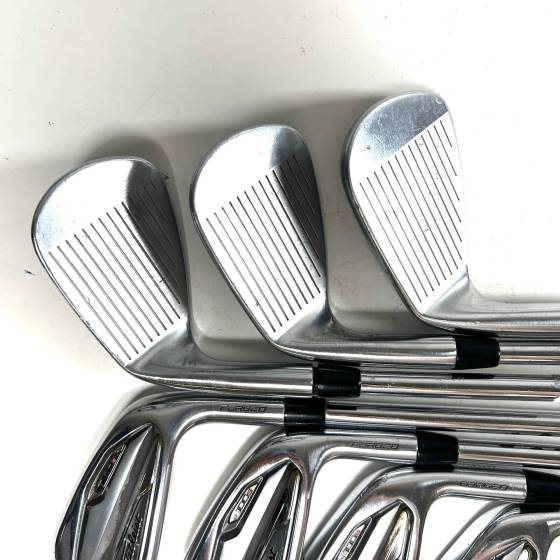 Titleist T100s 2019 Irons / 4-PW / Dynamic Gold X100 X-Stiff Flex