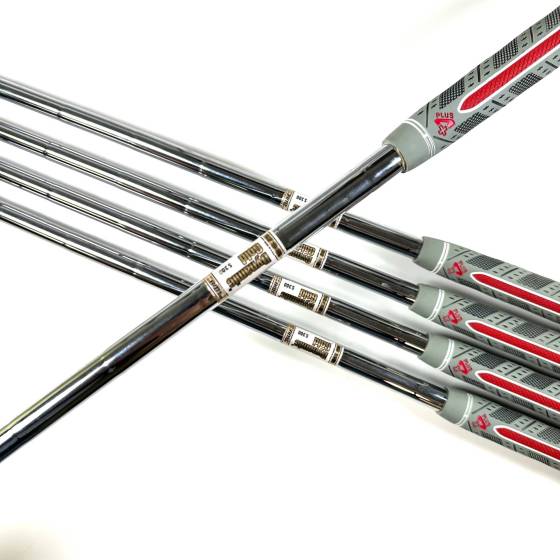 Titleist 716 AP2 Irons / 6-PW / Dynamic Gold S300 Stiff Flex