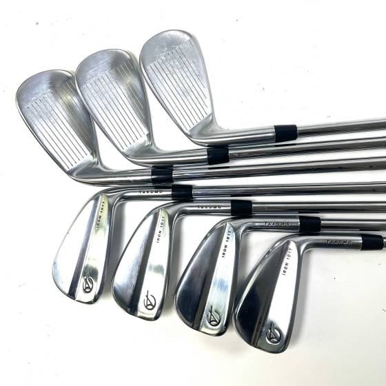 Takomo 101T Irons / 4-PW / KBS Tour 130 X-Stiff Flex