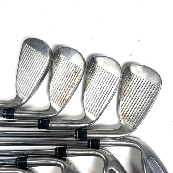 Left Handed Taylormade 200 Irons / 4-SW / Taylormade Lite Regular Flex