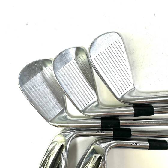 Titleist 716 AP2 Irons / 6-PW / Dynamic Gold S300 Stiff Flex