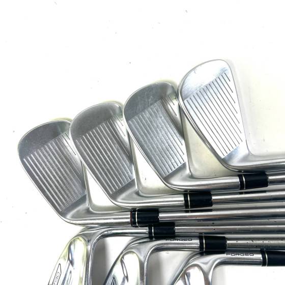 Taylormade P790 2017 Irons / 4-PW / True Temper Dynamic Gold Stiff Flex