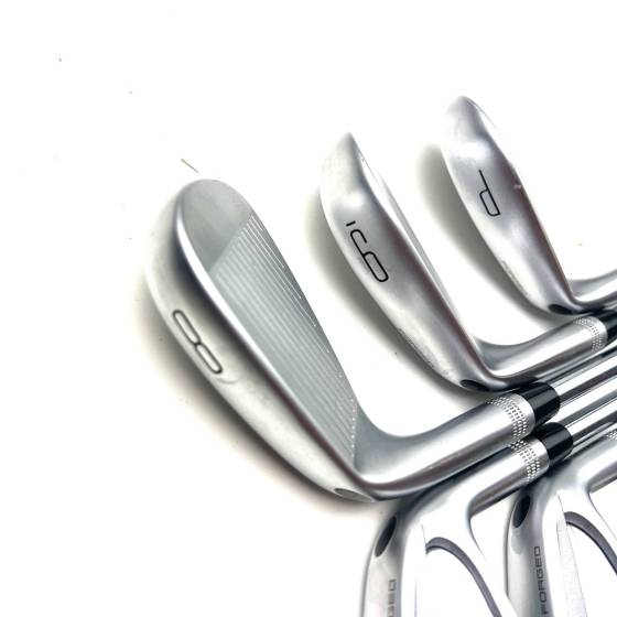 Wilson Staff Model CB 2026 Irons / 4-PW / True Temper Dynamic Gold 120 Stiff Flex