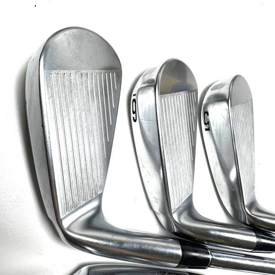 Srixon ZXi5 Irons / 5-PW / N.S. Pro Modus 3 Stiff Flex