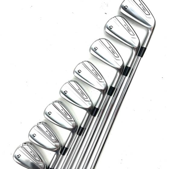 Taylormade P790 2019 Irons / 4-PW+AW / Dynamic Gold 105 Regular Flex