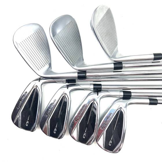Taylormade QI Irons / 6-SW / Dynamic Gold 95 R300 Regular Flex