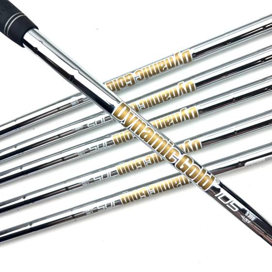 Taylormade Sim2 Max Irons / 5-PW / Dynamic Gold 105 S300 Stiff Flex