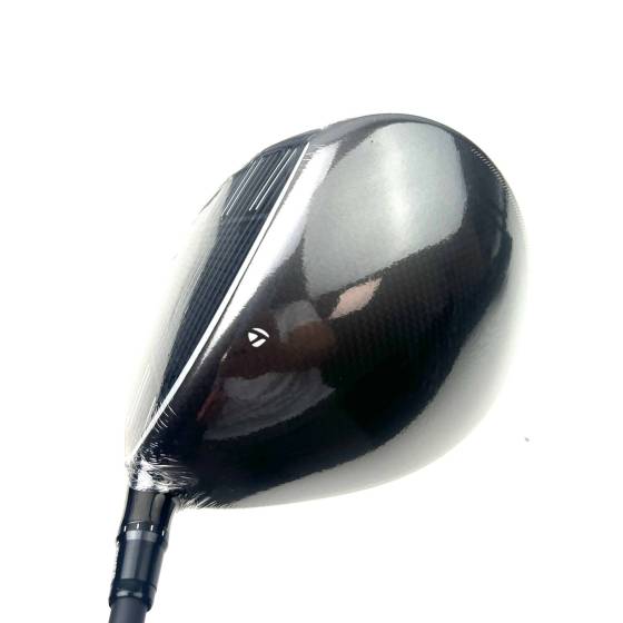 New Taylormade QI4D Driver / 10.5 Degree / REAX 50 Regular Flex