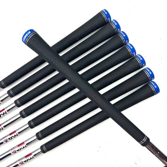 Taylormade QI Irons / 4-PW+AW / KBS Max MT 85 Regular Flex