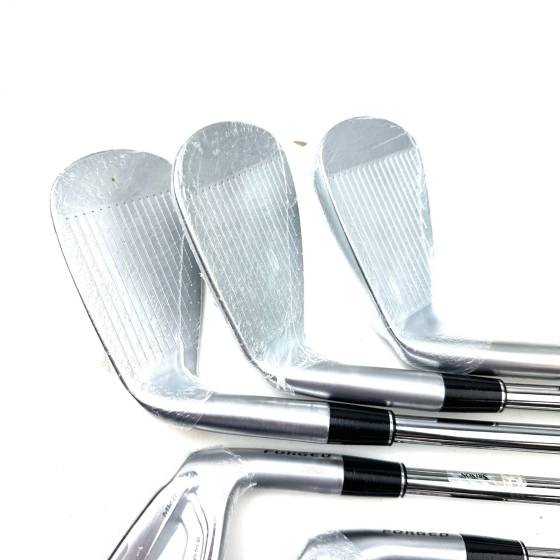 New Srixon ZX4 MKII Irons / 6-AW / N.S. Pro 950 NEO Regular Flex