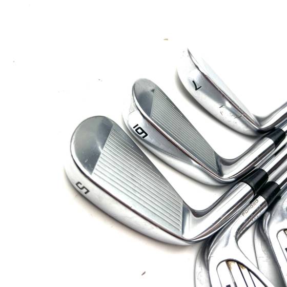 Cobra King Tour 2024 Irons / 5-PW / N.S. Pro Modus 3 Tour 120 X-Stiff Flex