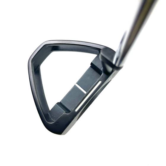 Yes! C-Groove Eleanor-12 Putter / 33 Inches