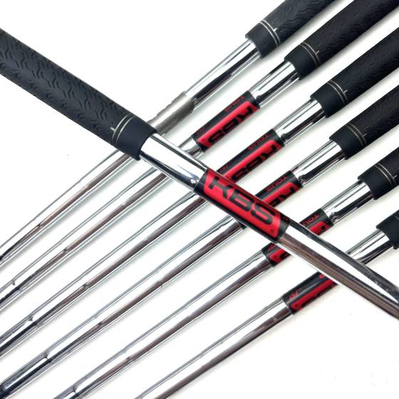 Taylormade M4 Irons / 5-PW + SW / KBS Tour Regular Flex