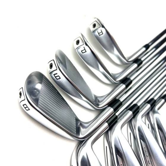 Taylormade P790 2019 Irons / 4-PW+AW / Dynamic Gold 105 Regular Flex