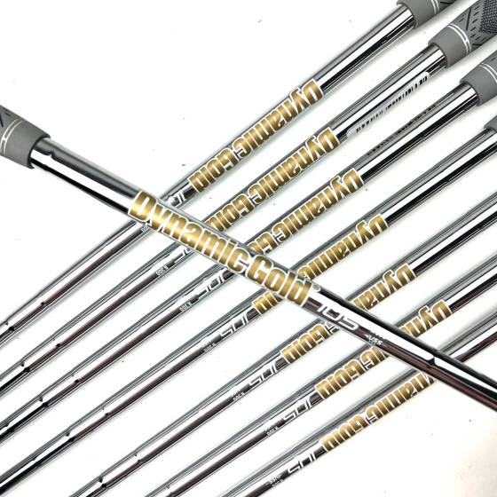 Taylormade P790 2019 Irons / 4-PW+AW / Dynamic Gold 105 Regular Flex