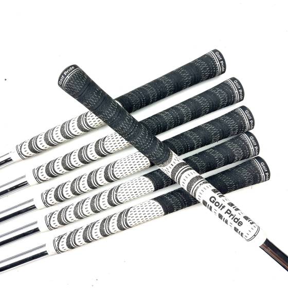 Titleist 716 AP2 Irons / 5-PW / Dynamic Gold S300 Stiff Flex