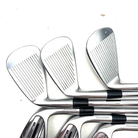 Cobra King Tour 2024 Irons / 5-PW / N.S. Pro Modus 3 Tour 120 X-Stiff Flex