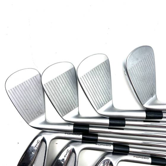 Taylormade P7MC 2023 Irons / 4-PW / Dynamic Gold 105 Regular Flex
