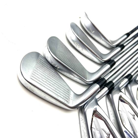 Mizuno JPX 900 Forged Irons / 4-PW / KBS Tour Regular Flex