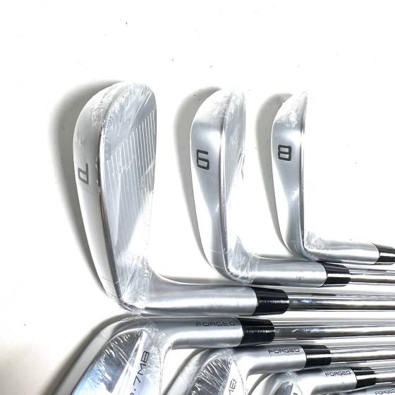 New Taylormade P7MB 2023 Irons / 4-PW / Project X LZ X-Stiff Flex
