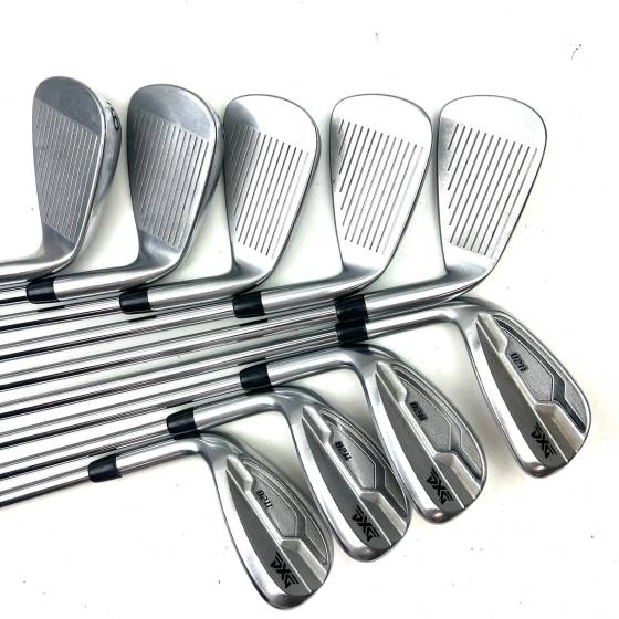 Left Handed PXG 0211 Irons / 5-LW / Elevate MPH 95 Regular Flex