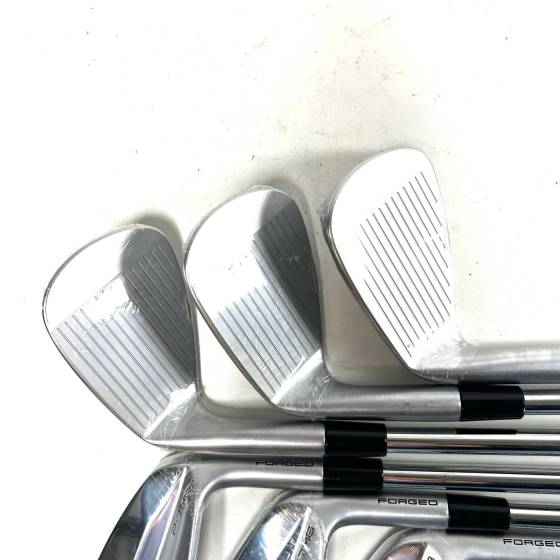 New Taylormade P7MB 2023 Irons / 4-PW / Project X LZ X-Stiff Flex