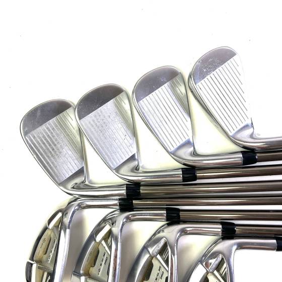 Callaway Rogue Pro Irons / 4-PW+AW / Recoil ESX 460 Regular Flex