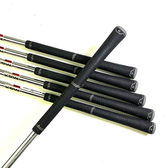 Taylormade M4 Irons / 5-PW / KBS Max 85 Regular Flex