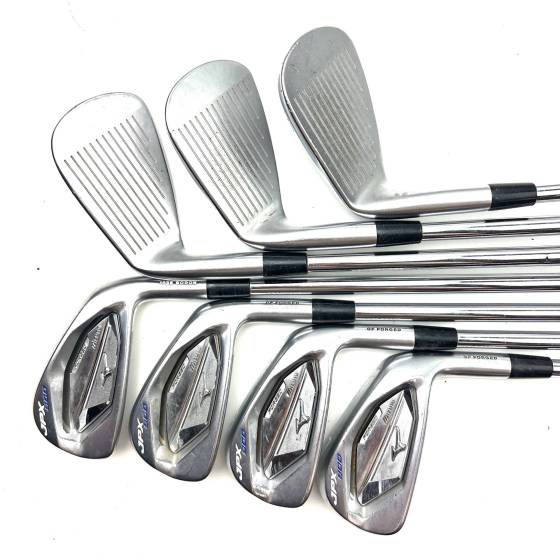 Mizuno JPX 900 Forged Irons / 4-PW / KBS Tour Regular Flex