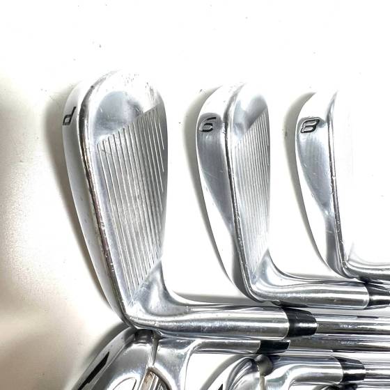 Taylormade Tour Preferred CB Irons / 4-PW / N.S. Pro Zelos 7 Stiff Flex