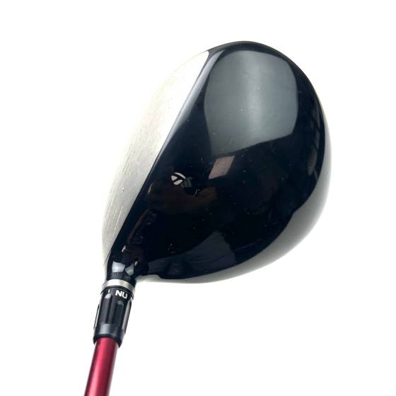Taylormade R9 Driver / 9.5 Degree / Fujikura Motore 65 Regular Flex