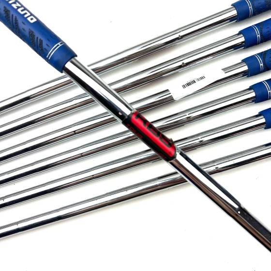 Mizuno JPX 900 Forged Irons / 4-PW / KBS Tour Regular Flex