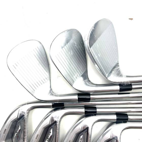 New Callaway Quantum Max Irons / 5-PW+AW / KBS Max 90 Stiff Flex